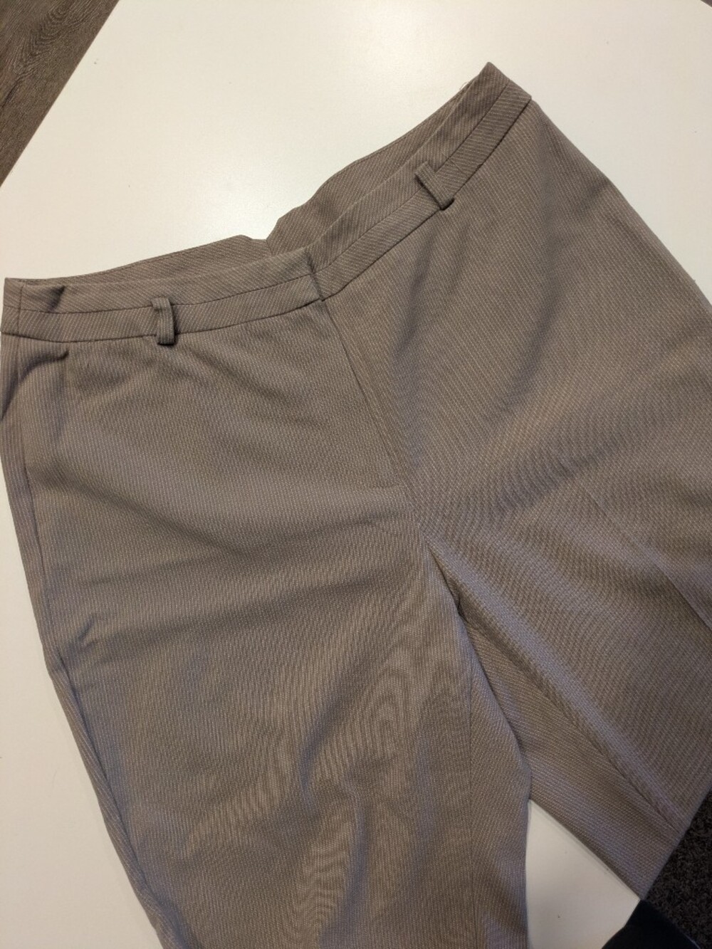 Size 4 formal trousers, gray with fine white stripes. No Brand